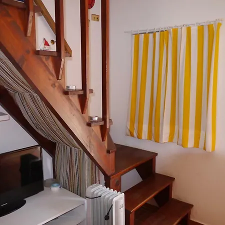Caravel Beach House Apartment *